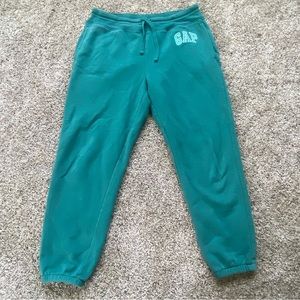 Gap women’s sweatpants